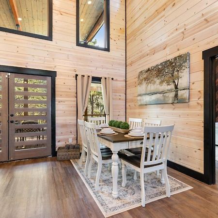 New Luxury Cabin, Hot Tub, Forest Views,Hotel Style Amenities Broken Bow Exterior foto