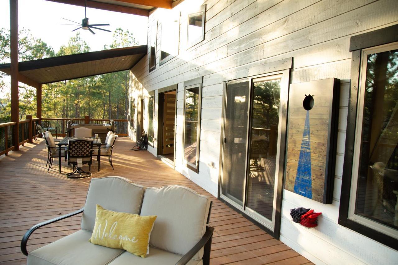 New Luxury Cabin, Hot Tub, Forest Views,Hotel Style Amenities Broken Bow Exterior foto