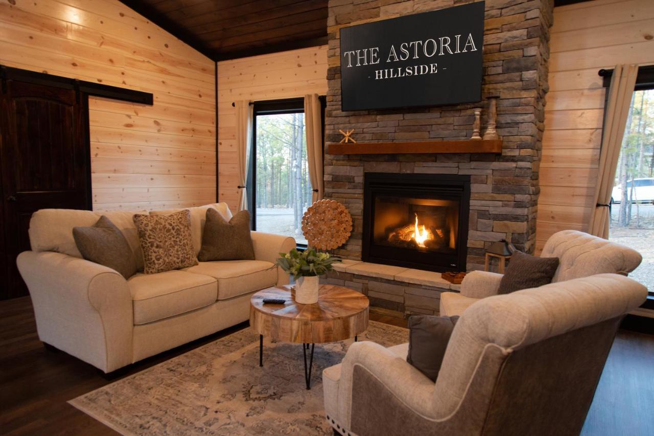 New Luxury Cabin, Hot Tub, Forest Views,Hotel Style Amenities Broken Bow Exterior foto